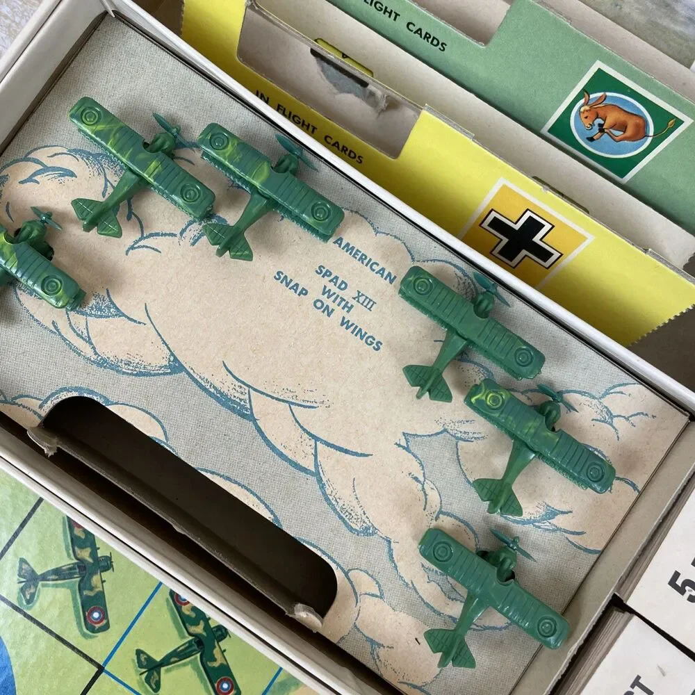 American Heritage Dogfight WWI Air Battle Game #4302 MB 1963 *Complete